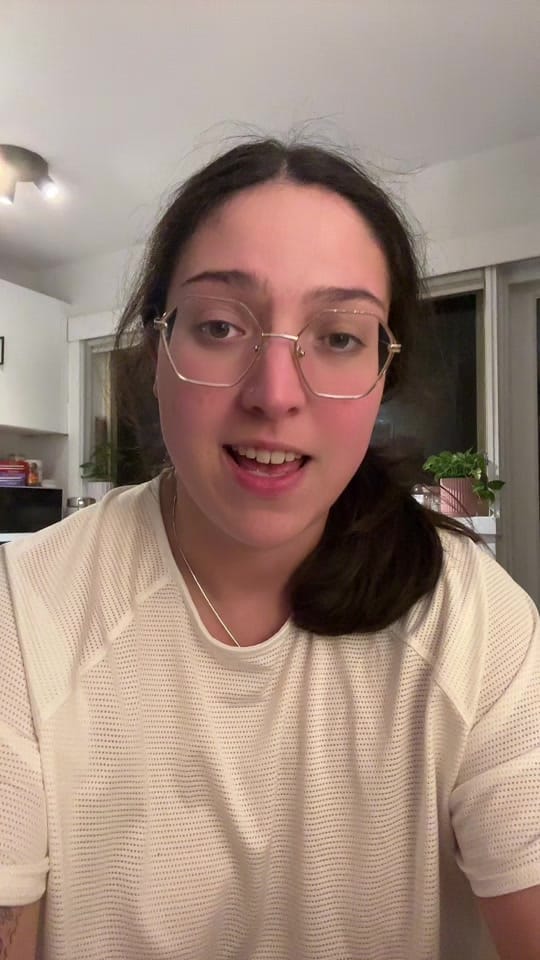 Post 1 by Katia | Backpacking Tips ✈️ on TikTok (video)