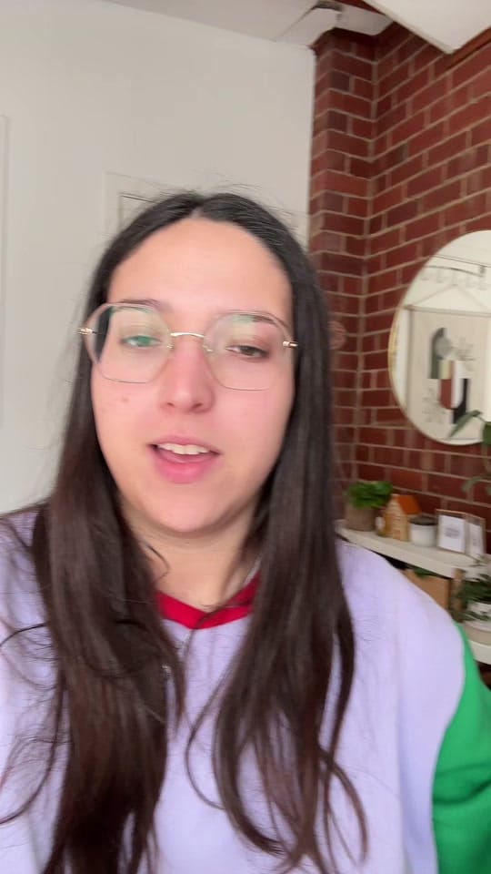 Post 5 by Katia | Backpacking Tips ✈️ on TikTok (video)
