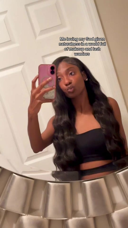 Post 2 by Mshollywood5 on TikTok (video)