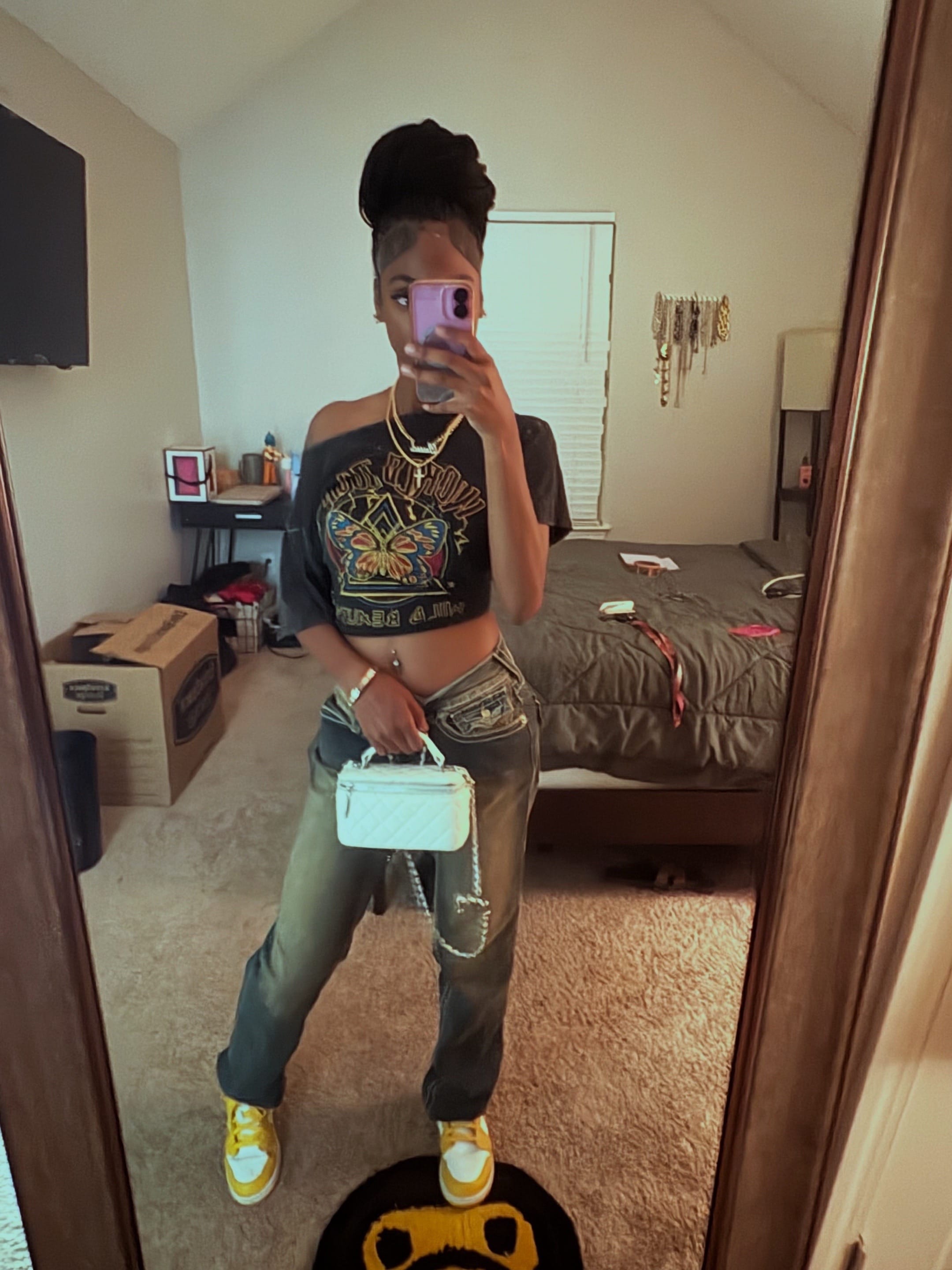 Post 5 by Mshollywood5 on TikTok (video)