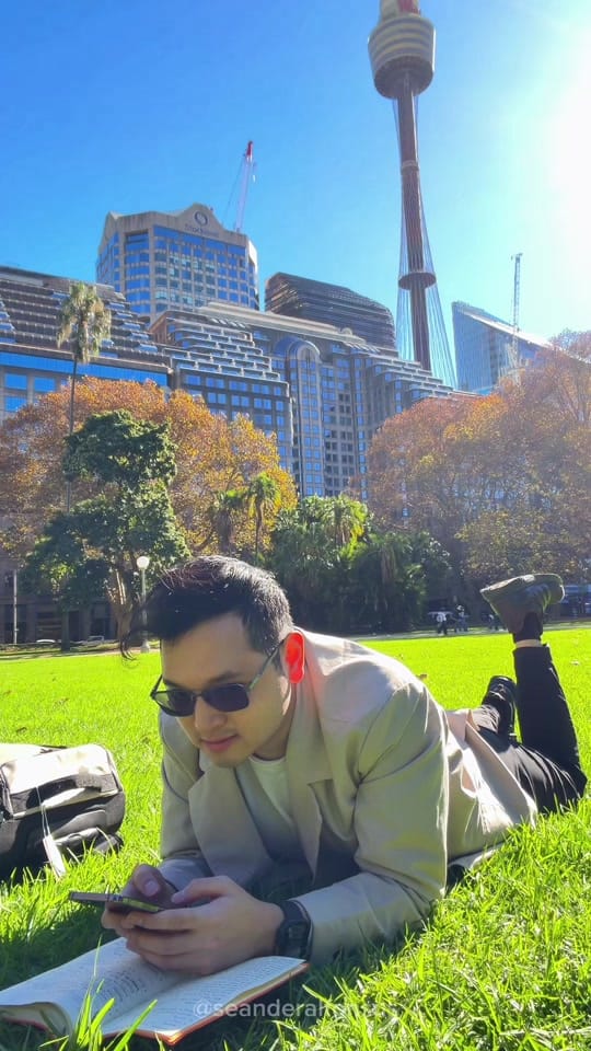 Post 1 by Seander on TikTok (video)