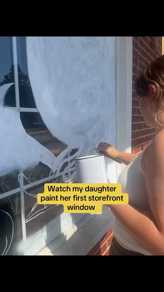Post 6 by Lori Jarrett on TikTok (video)