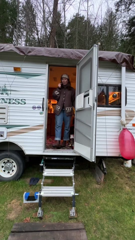 Post 1 by Ella Vallance on TikTok (video)
