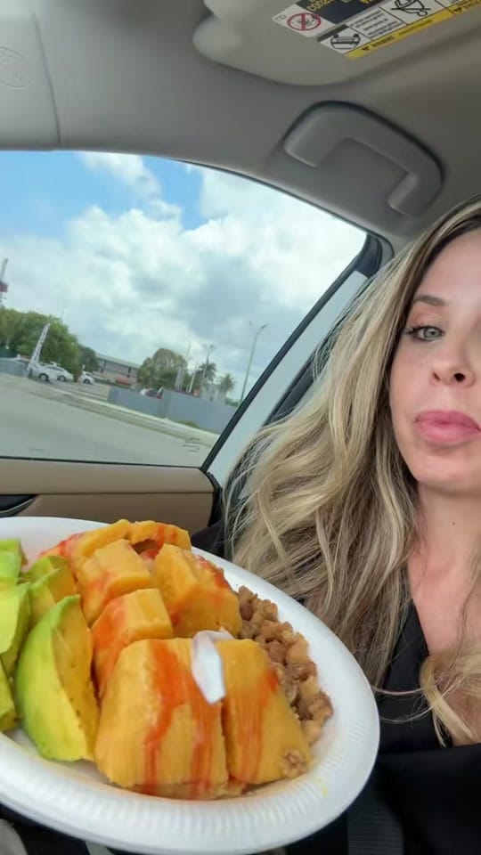 Post 8 by Nathalie Sanchez on TikTok (video)