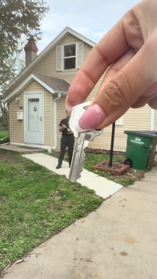 Post 9 by MayraMendieta| Iowa Realtor on TikTok (video)