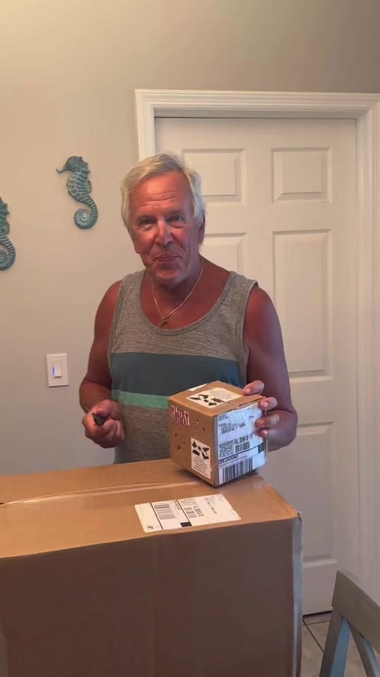 Post 8 by Ron Holwadel Jr. on TikTok (video)