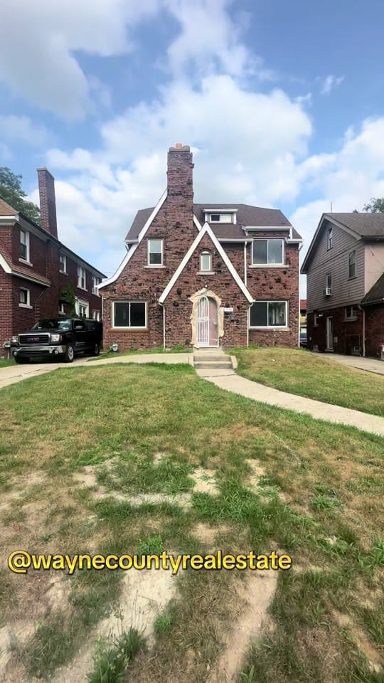 Post 9 by Michigan Real Estate on TikTok (video)