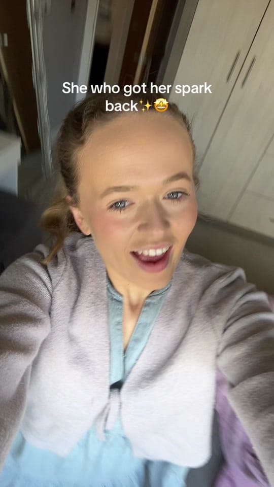 Post 2 by ELLIE OWEN 🫶🏻👙✈️🌊🍒 on TikTok (video)