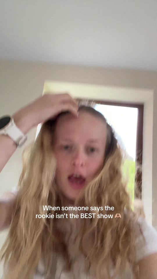 Post 1 by ELLIE OWEN 🫶🏻👙✈️🌊🍒 on TikTok (video)