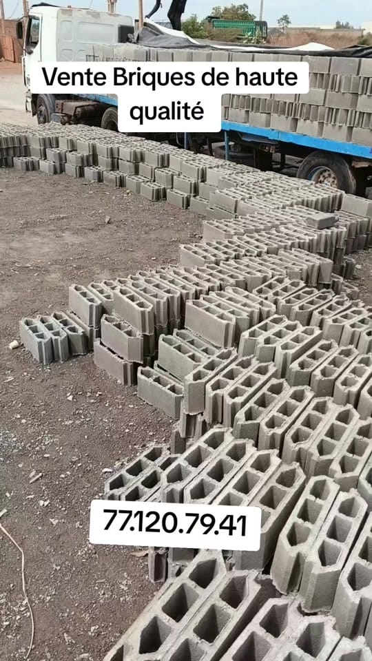 Post 1 by EMC 00221 771207941🇸🇳🇸🇳 on TikTok (video)