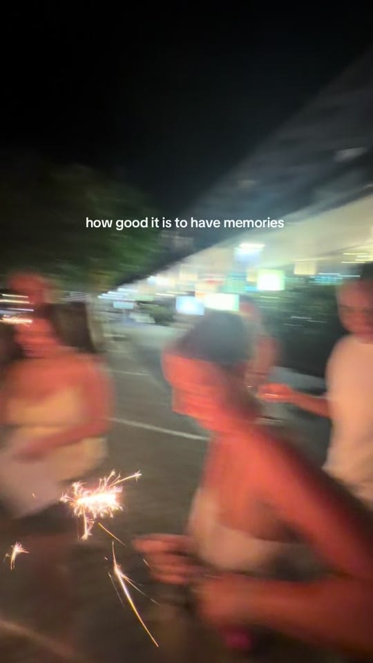Post 7 by Lucie Hemmings on TikTok (video)