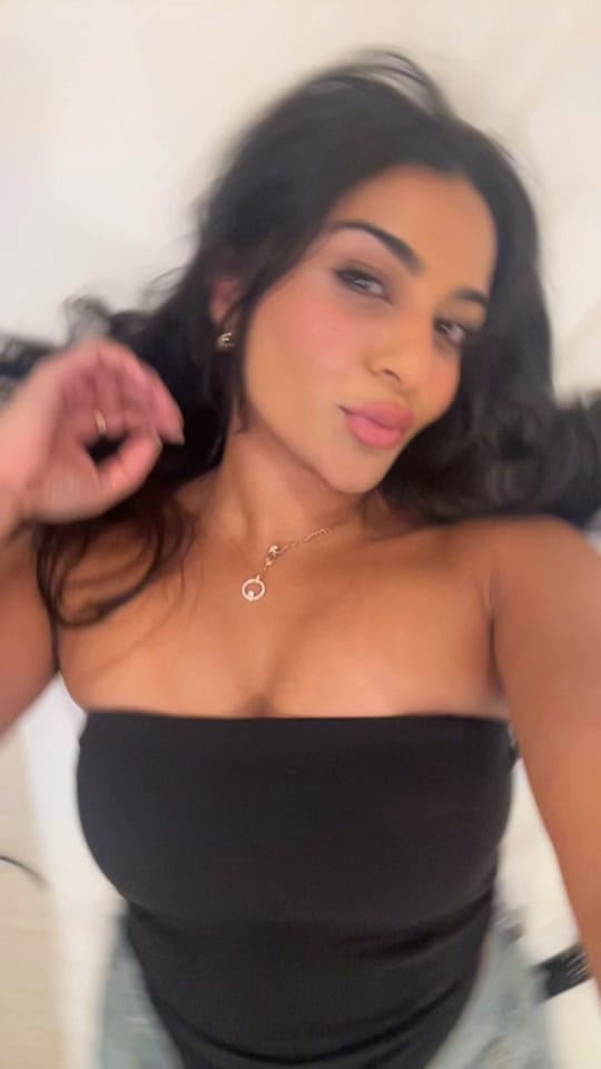 Post 9 by Hennakhan12 on TikTok (video)