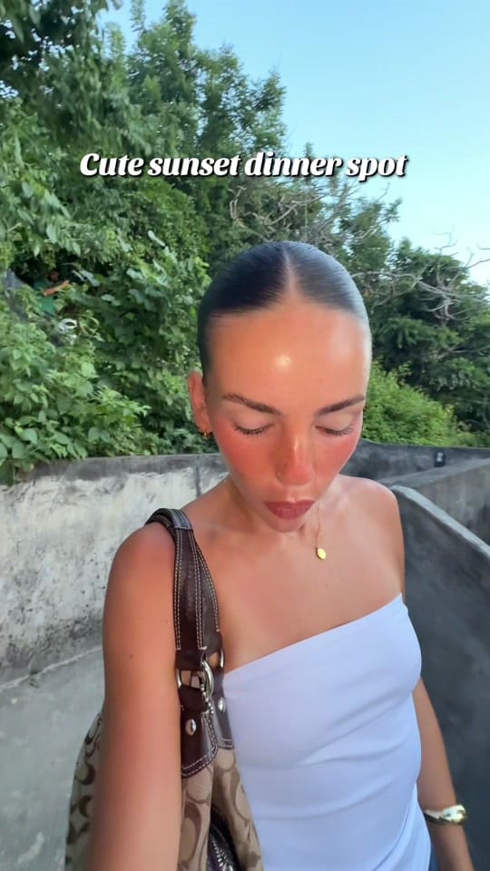 Post 1 by NicoleQuinn on TikTok (video)