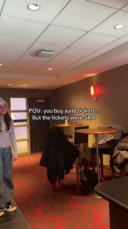 Post 10 by Sydney Weiss on TikTok (video)