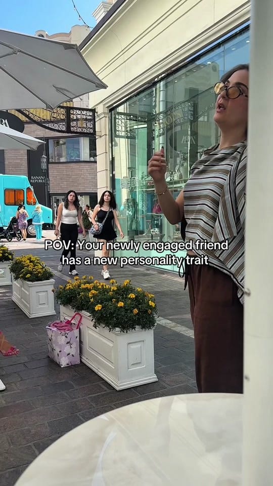 Post 6 by Sydney Weiss on TikTok (video)
