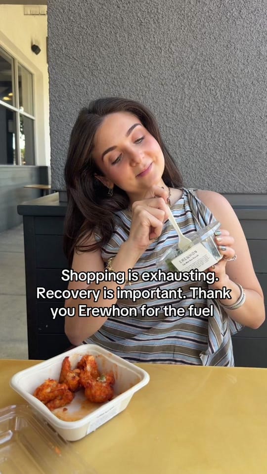 Post 4 by Sydney Weiss on TikTok (video)