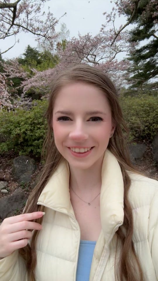 Post 7 by Ellie Skywalker on TikTok (video)