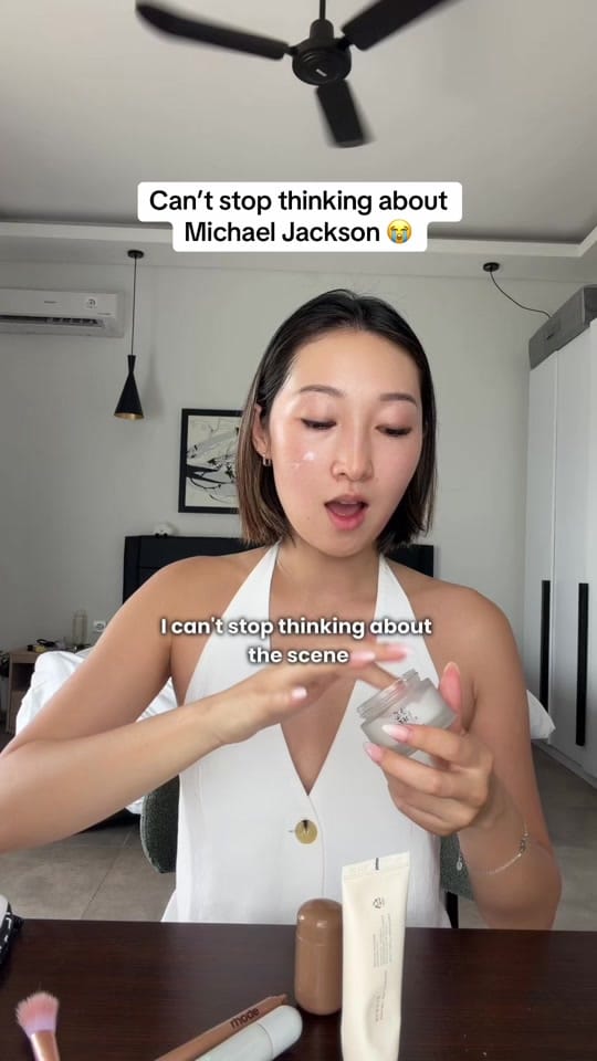 Post 1 by FIONA ✈️ on TikTok (video)