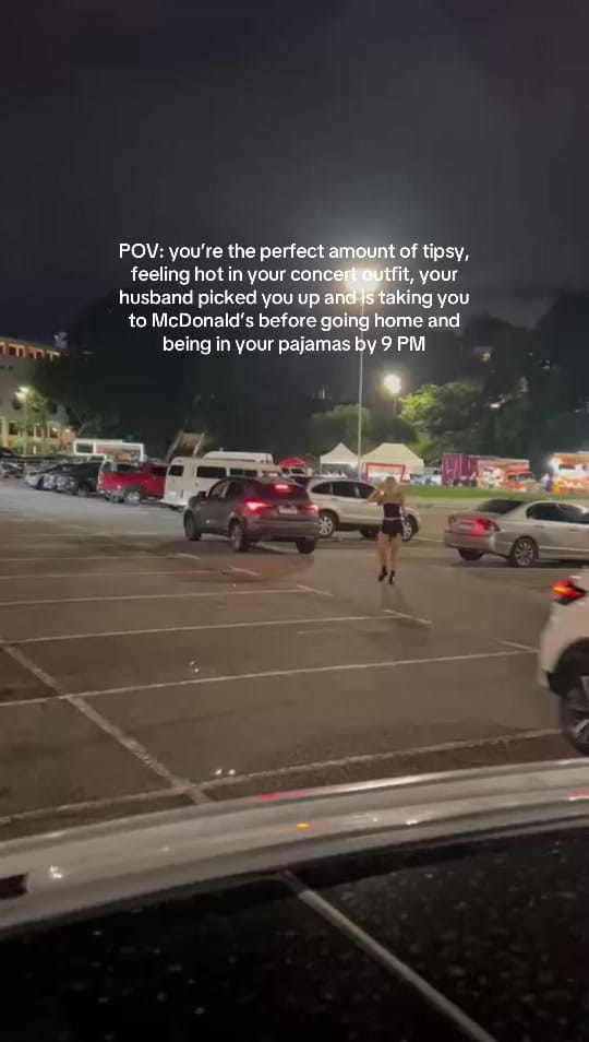 Post 10 by Sydney Furia 🇺🇸🩵🇧🇷 on TikTok (video)