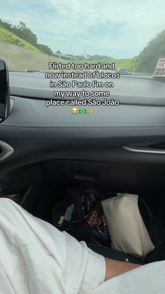 Post 4 by Sydney Furia 🇺🇸🩵🇧🇷 on TikTok (video)