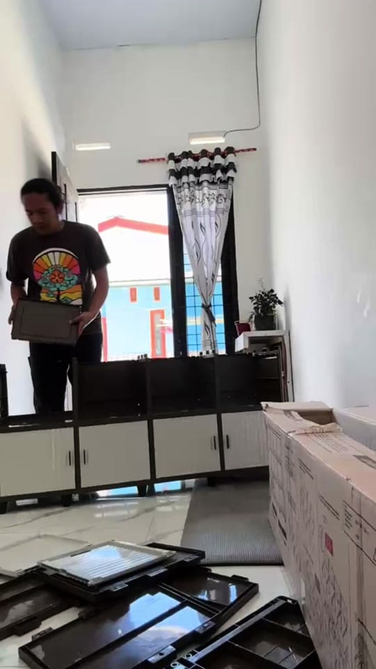 Post 7 by Yenny Warisa Sinaga on TikTok (video)