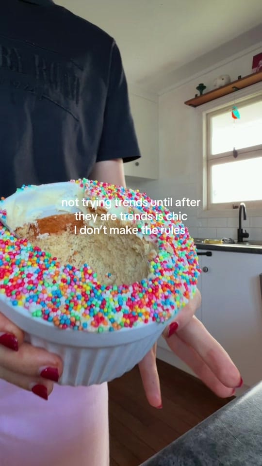Post 1 by EM ☀️ on TikTok (video)