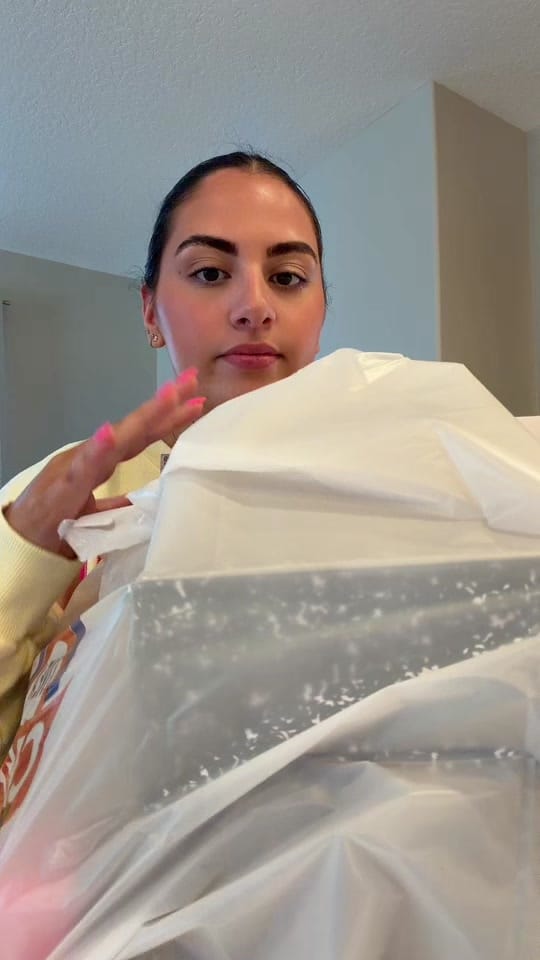 Post 1 by Bianca on TikTok (video)