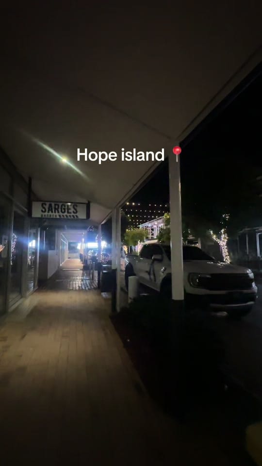 Post 3 by AmyBrits on TikTok (video)