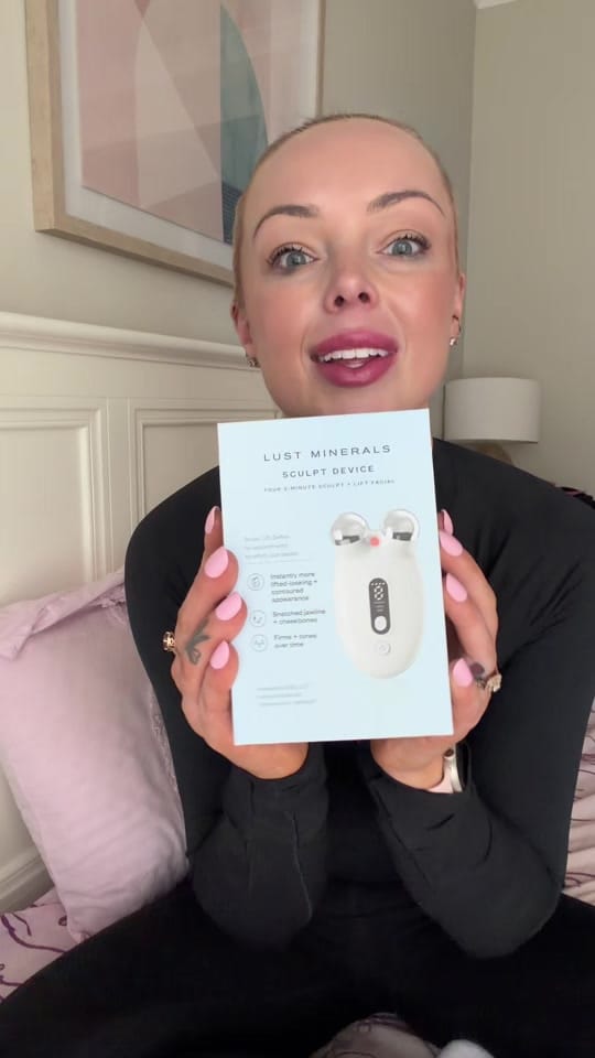 Post 6 by Sarah Gordon on TikTok (video)