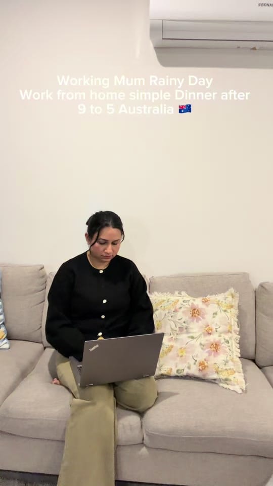 Post 1 by Farheen naz vlogs on TikTok (video)
