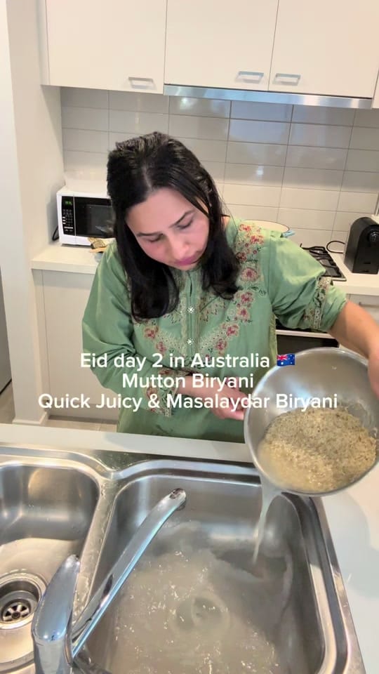 Post 9 by Farheen naz vlogs on TikTok (video)