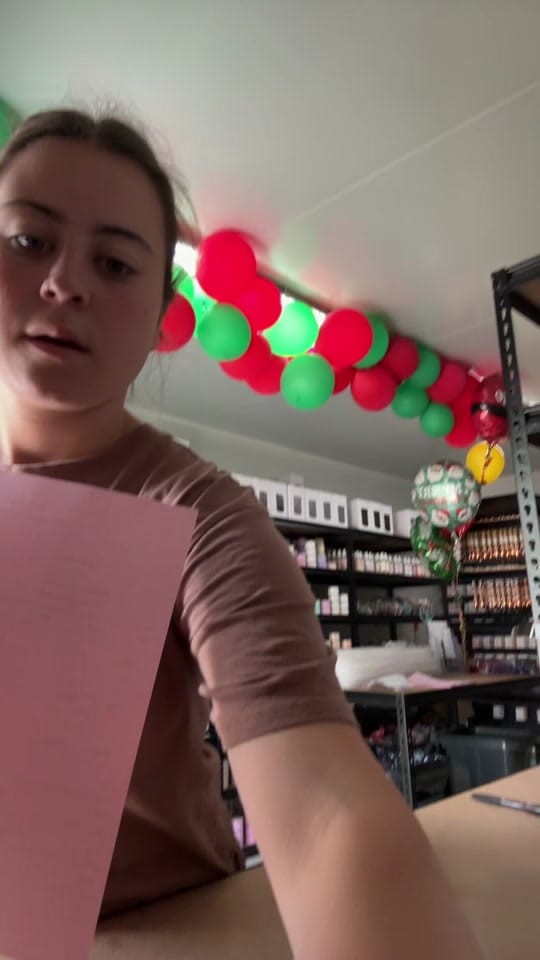 Post 10 by candlesbymadi backup on TikTok (video)