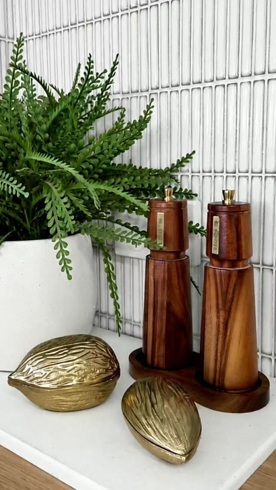 Post 4 by THE DIY DECORATOR on TikTok (video)