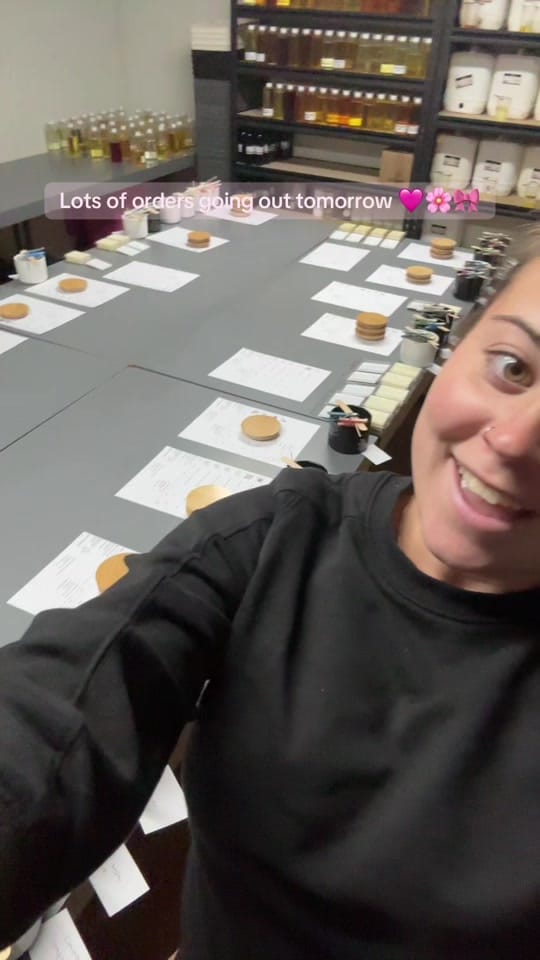 Post 9 by candlesbymadi on TikTok (video)