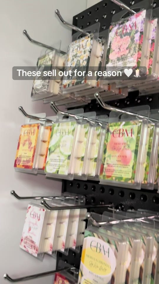 Post 7 by candlesbymadi on TikTok (video)
