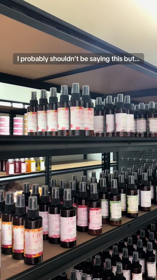 Post 5 by candlesbymadi on TikTok (video)