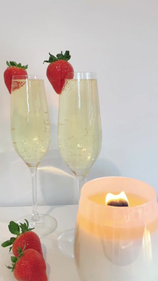 Post 3 by The Little Rose Candle Co. 🌹 on TikTok (video)