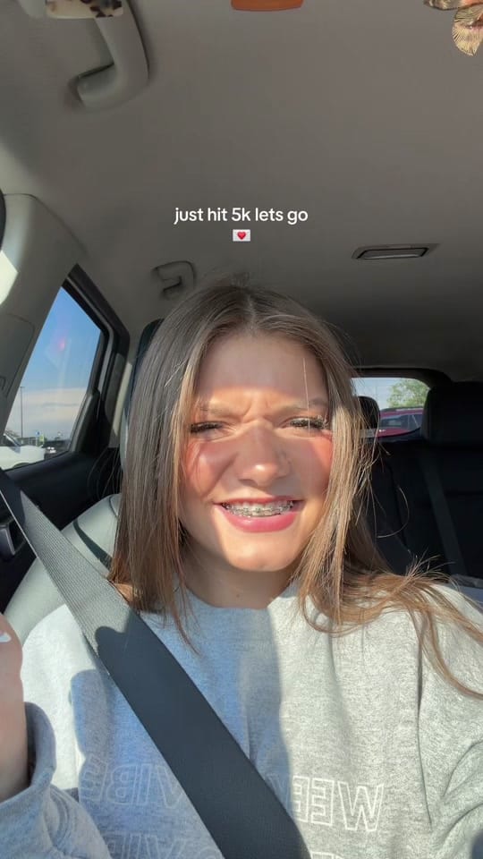 Post 6 by S Y D N E Y on TikTok (video)