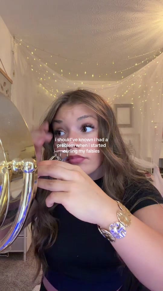Post 4 by S Y D N E Y on TikTok (video)