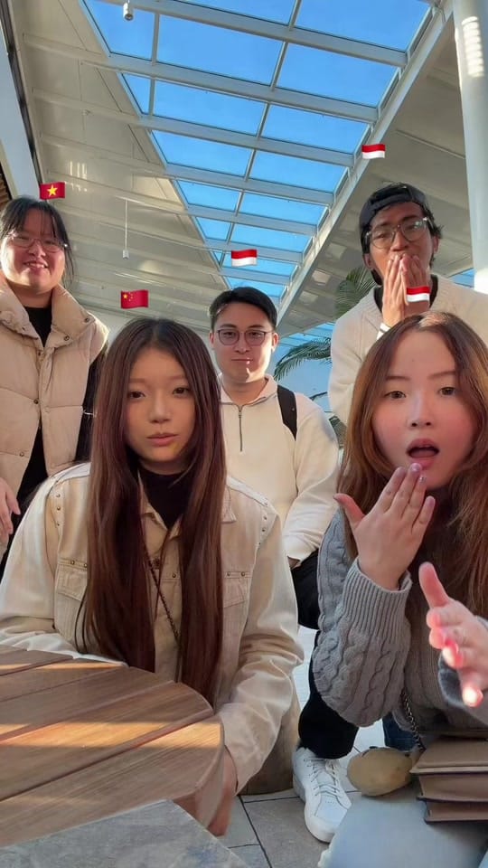 Post 1 by Xiao bao🐝 on TikTok (video)