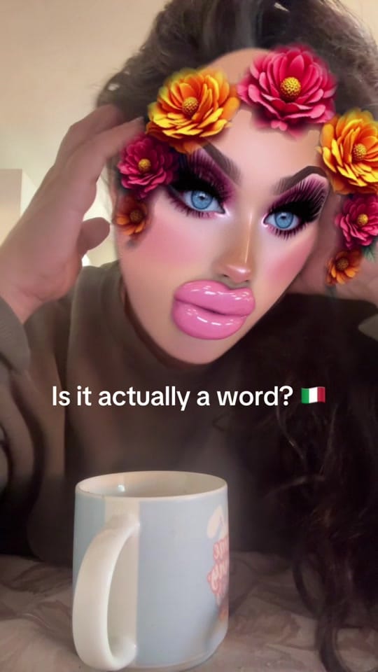Post 6 by rosalinda_ven_ugc on TikTok (video)