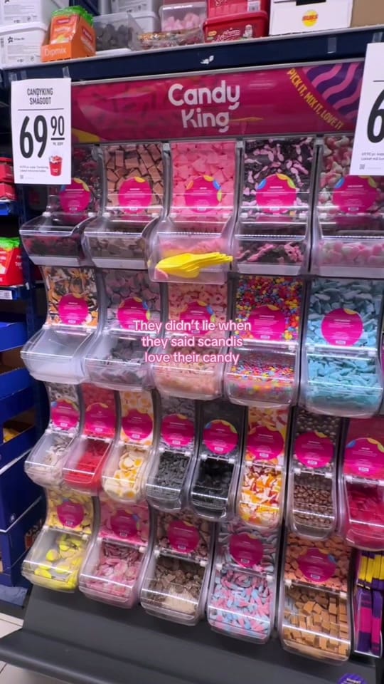 Post 3 by Synne Abroad on TikTok (video)