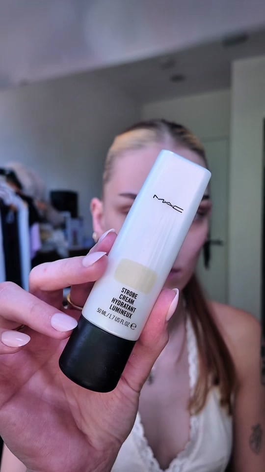 Post 5 by Synne Abroad on TikTok (video)