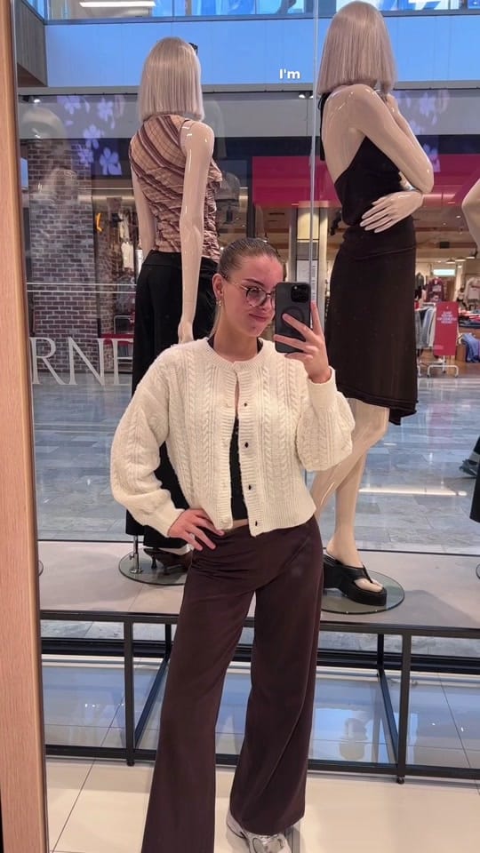 Post 9 by Synne Abroad on TikTok (video)