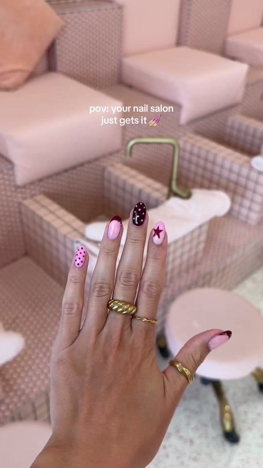 Post 4 by Amy Simpson on TikTok (video)