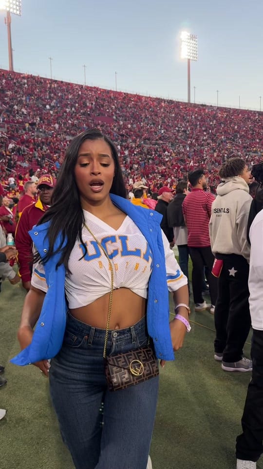 Post 9 by Sydney Kyle on TikTok (video)