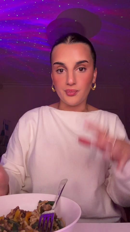 Post 5 by Adriana 💛 on TikTok (video)
