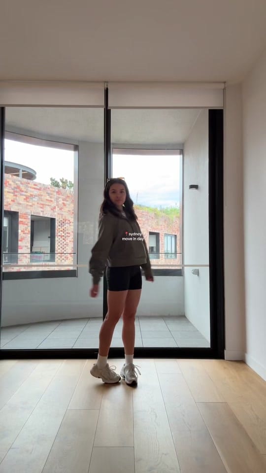 Post 6 by Elin Buchanan on TikTok (video)