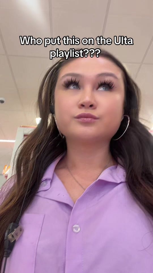 Post 7 by Sydney DeBlois on TikTok (video)