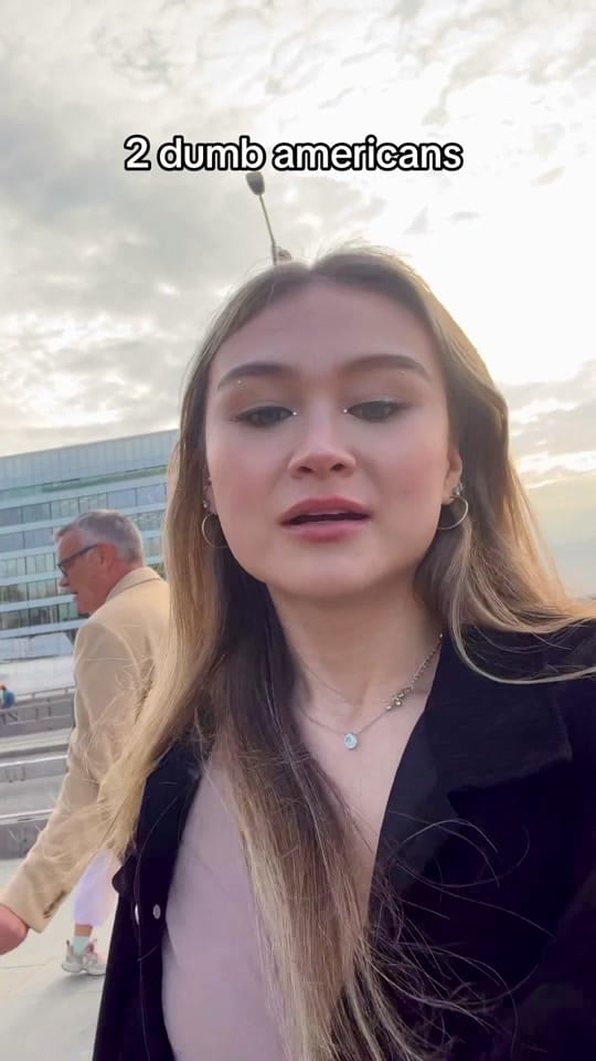 Post 6 by Sydney DeBlois on TikTok (video)
